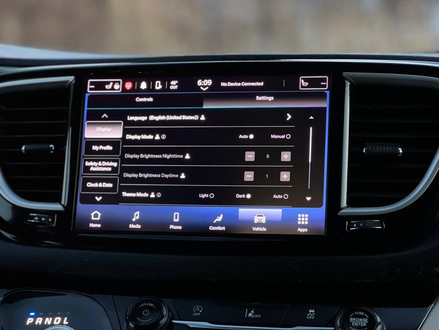 2022 Chrysler PACIFICA WHEELCHAIR ACCESSIBLE VAN Touring L, available for sale in Paterson, New Jersey | Speedway Commercial Motors LLC. Paterson, New Jersey 2022 Chrysler PACIFICA WHEELCHAIR ACCESSIBLE VAN Touring L, available for sale in Paterson, New Jersey | Speedway Commercial Motors LLC. Paterson, New Jersey
