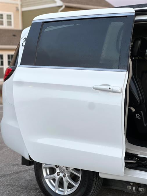 2022 Chrysler PACIFICA WHEELCHAIR ACCESSIBLE VAN Touring L, available for sale in Paterson, New Jersey | Speedway Commercial Motors LLC. Paterson, New Jersey 2022 Chrysler PACIFICA WHEELCHAIR ACCESSIBLE VAN Touring L, available for sale in Paterson, New Jersey | Speedway Commercial Motors LLC. Paterson, New Jersey