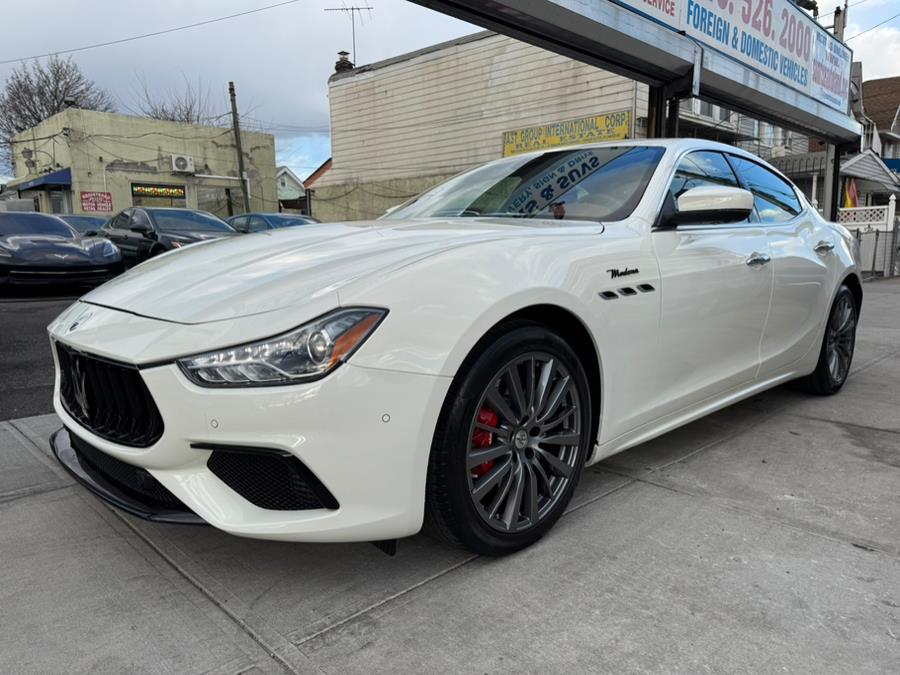 2022 Maserati Ghibli Modena Q4 3.0L, available for sale in Jamaica, New York | Sunrise Autoland. Jamaica, New York 2022 Maserati Ghibli Modena Q4 3.0L, available for sale in Jamaica, New York | Sunrise Autoland. Jamaica, New York