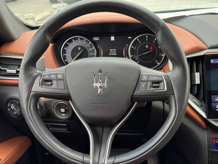 2022 Maserati Ghibli Modena Q4 3.0L, available for sale in Jamaica, New York | Sunrise Autoland. Jamaica, New York 2022 Maserati Ghibli Modena Q4 3.0L, available for sale in Jamaica, New York | Sunrise Autoland. Jamaica, New York
