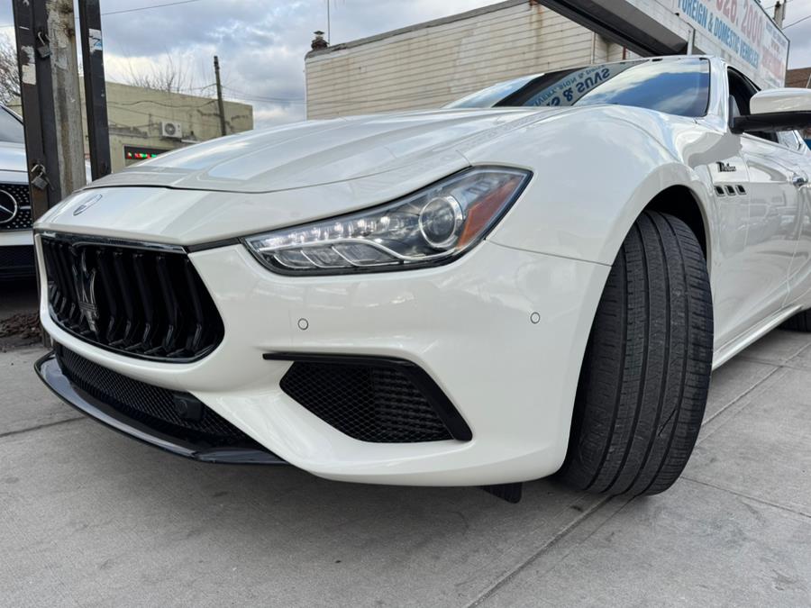 2022 Maserati Ghibli Modena Q4 3.0L, available for sale in Jamaica, New York | Sunrise Autoland. Jamaica, New York 2022 Maserati Ghibli Modena Q4 3.0L, available for sale in Jamaica, New York | Sunrise Autoland. Jamaica, New York