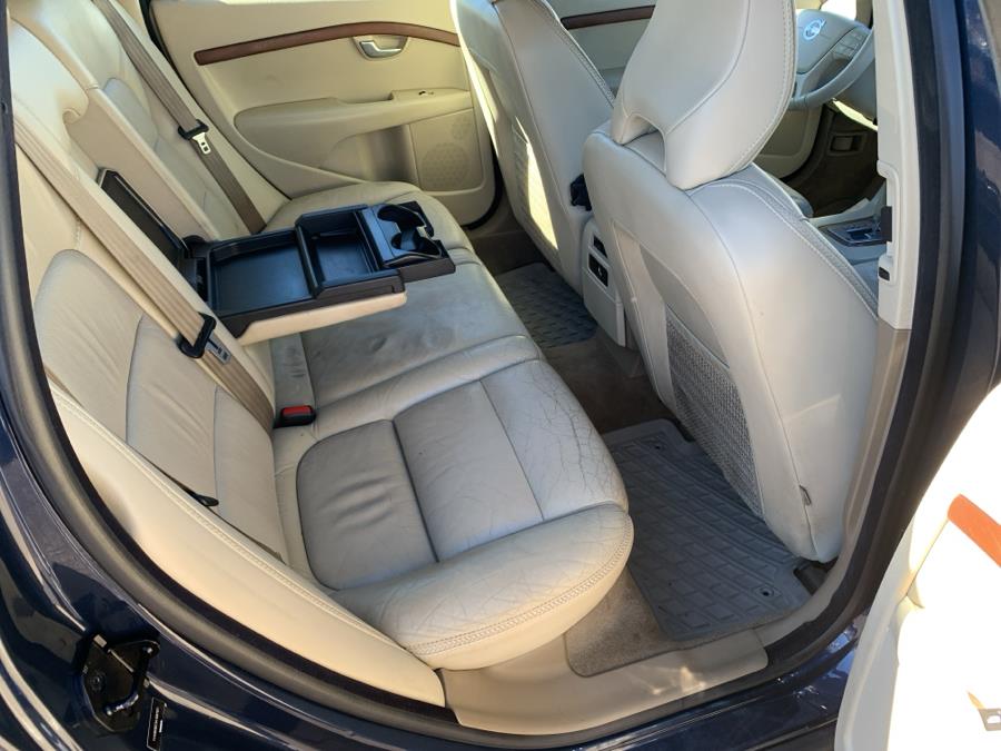 2010 Volvo XC70 4dr Wgn 3.2L, available for sale in Springfield, Massachusetts | Absolute Motors Inc. Springfield, Massachusetts 2010 Volvo XC70 4dr Wgn 3.2L, available for sale in Springfield, Massachusetts | Absolute Motors Inc. Springfield, Massachusetts