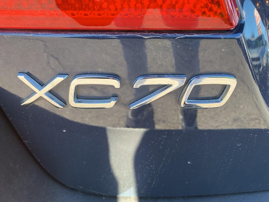 2010 Volvo XC70 4dr Wgn 3.2L, available for sale in Springfield, Massachusetts | Absolute Motors Inc. Springfield, Massachusetts 2010 Volvo XC70 4dr Wgn 3.2L, available for sale in Springfield, Massachusetts | Absolute Motors Inc. Springfield, Massachusetts