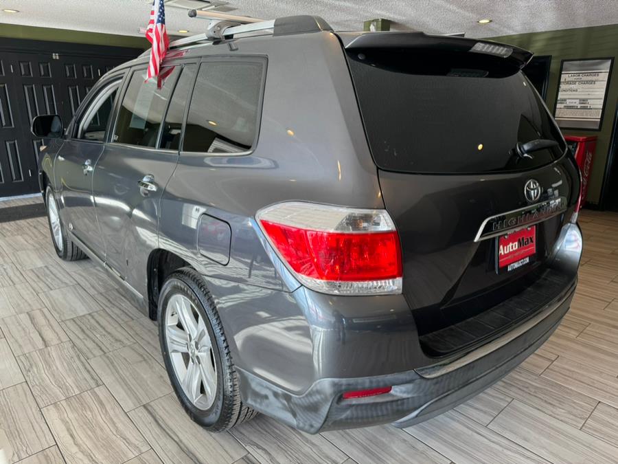 2013 Toyota Highlander FWD 4dr V6 Limited (Natl), available for sale in West Hartford, Connecticut | AutoMax. West Hartford, Connecticut 2013 Toyota Highlander FWD 4dr V6 Limited (Natl), available for sale in West Hartford, Connecticut | AutoMax. West Hartford, Connecticut