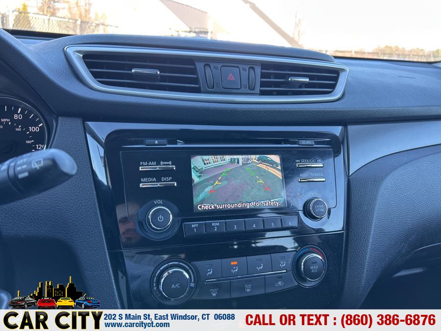2016 Nissan Rogue AWD 4dr SV, available for sale in East Windsor, Connecticut | Car City LLC. East Windsor, Connecticut 2016 Nissan Rogue AWD 4dr SV, available for sale in East Windsor, Connecticut | Car City LLC. East Windsor, Connecticut