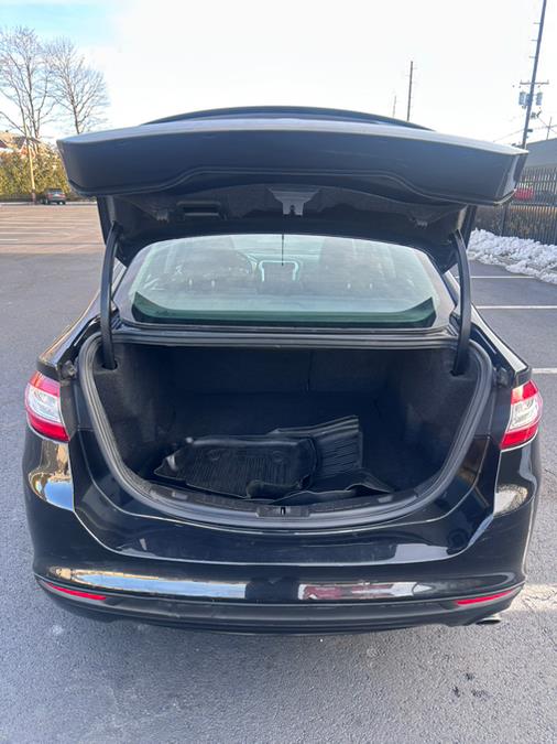 2014 Ford Fusion 4dr Sdn SE FWD, available for sale in Garfield, New Jersey | Mikes Auto Sales LLC. Garfield, New Jersey 2014 Ford Fusion 4dr Sdn SE FWD, available for sale in Garfield, New Jersey | Mikes Auto Sales LLC. Garfield, New Jersey