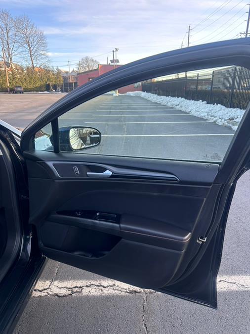 2014 Ford Fusion 4dr Sdn SE FWD, available for sale in Garfield, New Jersey | Mikes Auto Sales LLC. Garfield, New Jersey 2014 Ford Fusion 4dr Sdn SE FWD, available for sale in Garfield, New Jersey | Mikes Auto Sales LLC. Garfield, New Jersey