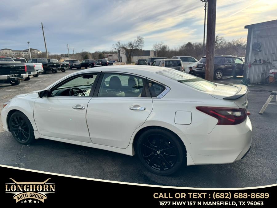 2017 Nissan Altima 2017.5 2.5 SR Sedan, available for sale in Mansfield, Texas | Longhorn Auto Group. Mansfield, Texas 2017 Nissan Altima 2017.5 2.5 SR Sedan, available for sale in Mansfield, Texas | Longhorn Auto Group. Mansfield, Texas