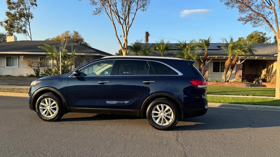 2016 Kia Sorento FWD 4dr 2.4L LX, available for sale in Tustin, California | Carox LLC. Tustin, California 2016 Kia Sorento FWD 4dr 2.4L LX, available for sale in Tustin, California | Carox LLC. Tustin, California