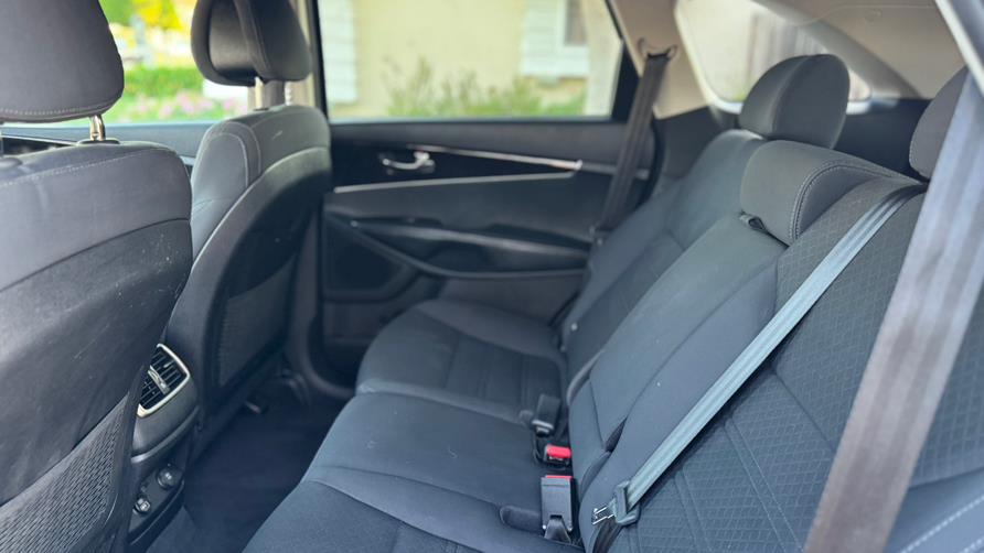 2016 Kia Sorento FWD 4dr 2.4L LX, available for sale in Tustin, California | Carox LLC. Tustin, California 2016 Kia Sorento FWD 4dr 2.4L LX, available for sale in Tustin, California | Carox LLC. Tustin, California