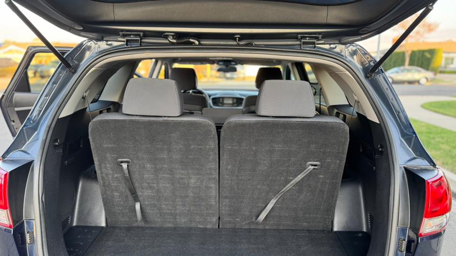 2016 Kia Sorento FWD 4dr 2.4L LX, available for sale in Tustin, California | Carox LLC. Tustin, California 2016 Kia Sorento FWD 4dr 2.4L LX, available for sale in Tustin, California | Carox LLC. Tustin, California