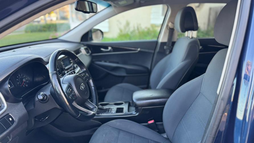 2016 Kia Sorento FWD 4dr 2.4L LX, available for sale in Tustin, California | Carox LLC. Tustin, California 2016 Kia Sorento FWD 4dr 2.4L LX, available for sale in Tustin, California | Carox LLC. Tustin, California