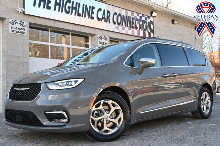 2022 Chrysler Pacifica Limited, available for sale in Waterbury, Connecticut | Highline Car Connection. Waterbury, Connecticut