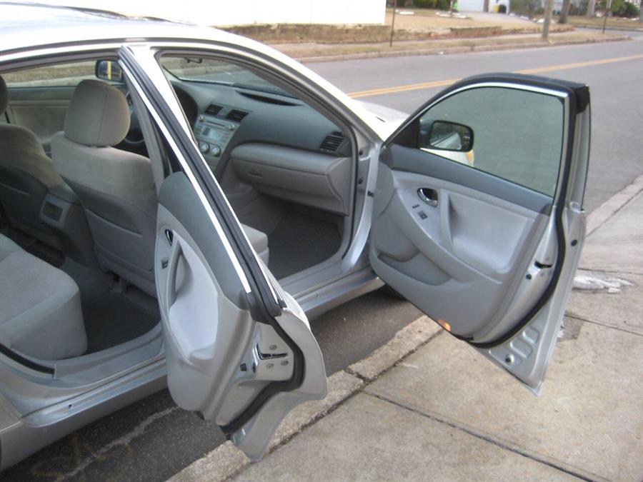 2011 Toyota Camry LE 4dr Sedan 6A, available for sale in Massapequa, New York | Rite Choice Auto Inc.. Massapequa, New York 2011 Toyota Camry LE 4dr Sedan 6A, available for sale in Massapequa, New York | Rite Choice Auto Inc.. Massapequa, New York