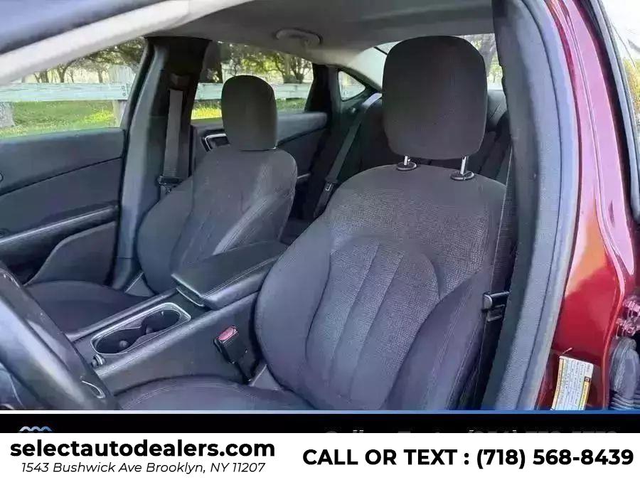 2016 Chrysler 200 4dr Sdn Limited FWD, available for sale in Brooklyn, New York | Select Auto Dealers Corp. Brooklyn, New York 2016 Chrysler 200 4dr Sdn Limited FWD, available for sale in Brooklyn, New York | Select Auto Dealers Corp. Brooklyn, New York