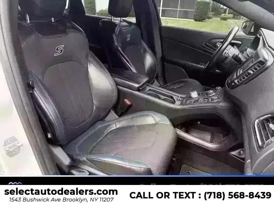 2016 Chrysler 200 4dr Sdn S FWD, available for sale in Brooklyn, New York | Select Auto Dealers Corp. Brooklyn, New York 2016 Chrysler 200 4dr Sdn S FWD, available for sale in Brooklyn, New York | Select Auto Dealers Corp. Brooklyn, New York