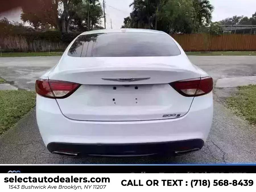 2016 Chrysler 200 4dr Sdn S FWD, available for sale in Brooklyn, New York | Select Auto Dealers Corp. Brooklyn, New York 2016 Chrysler 200 4dr Sdn S FWD, available for sale in Brooklyn, New York | Select Auto Dealers Corp. Brooklyn, New York