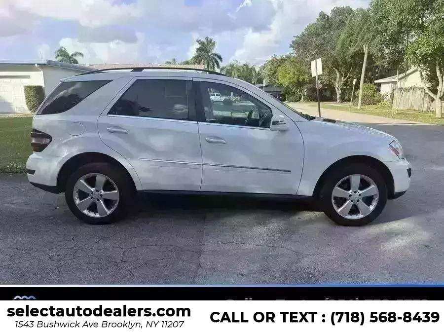2011 Mercedes-Benz M-Class 4MATIC 4dr ML350, available for sale in Brooklyn, New York | Select Auto Dealers Corp. Brooklyn, New York 2011 Mercedes-Benz M-Class 4MATIC 4dr ML350, available for sale in Brooklyn, New York | Select Auto Dealers Corp. Brooklyn, New York