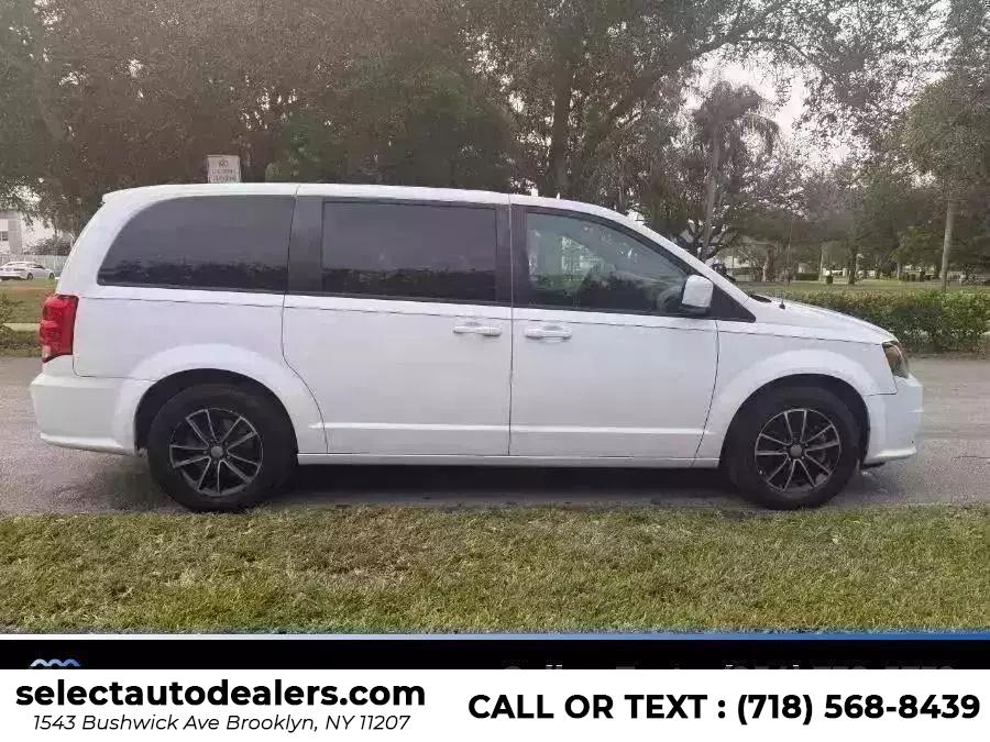 2018 Dodge Grand Caravan SE Wagon, available for sale in Brooklyn, New York | Select Auto Dealers Corp. Brooklyn, New York 2018 Dodge Grand Caravan SE Wagon, available for sale in Brooklyn, New York | Select Auto Dealers Corp. Brooklyn, New York
