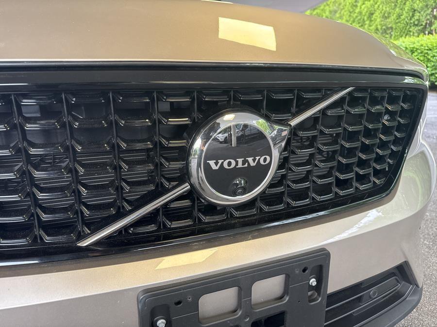 2023 Volvo Xc40 B5 AWD Ultimate Dark Theme, available for sale in Woodside, New York | Drive Central. Woodside, New York 2023 Volvo Xc40 B5 AWD Ultimate Dark Theme, available for sale in Woodside, New York | Drive Central. Woodside, New York