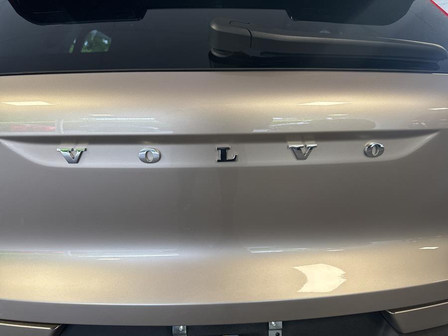2023 Volvo Xc40 B5 AWD Ultimate Dark Theme, available for sale in Woodside, New York | Drive Central. Woodside, New York 2023 Volvo Xc40 B5 AWD Ultimate Dark Theme, available for sale in Woodside, New York | Drive Central. Woodside, New York