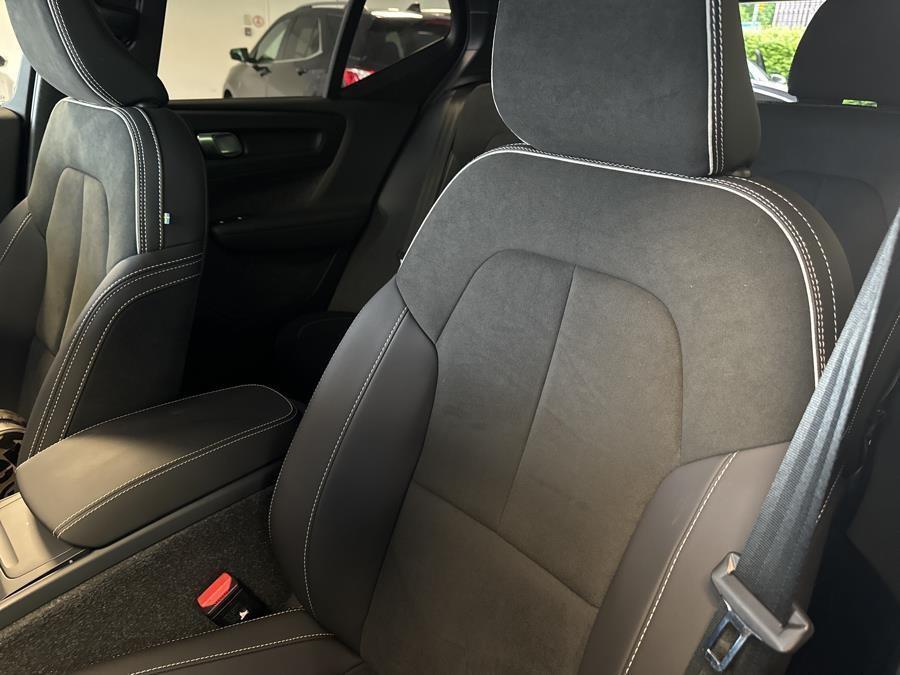 2023 Volvo Xc40 B5 AWD Ultimate Dark Theme, available for sale in Woodside, New York | Drive Central. Woodside, New York 2023 Volvo Xc40 B5 AWD Ultimate Dark Theme, available for sale in Woodside, New York | Drive Central. Woodside, New York