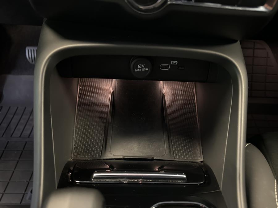 2023 Volvo Xc40 B5 AWD Ultimate Dark Theme, available for sale in Woodside, New York | Drive Central. Woodside, New York 2023 Volvo Xc40 B5 AWD Ultimate Dark Theme, available for sale in Woodside, New York | Drive Central. Woodside, New York