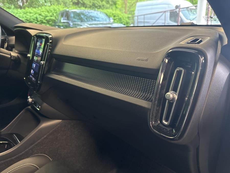 2023 Volvo Xc40 B5 AWD Ultimate Dark Theme, available for sale in Woodside, New York | Drive Central. Woodside, New York 2023 Volvo Xc40 B5 AWD Ultimate Dark Theme, available for sale in Woodside, New York | Drive Central. Woodside, New York
