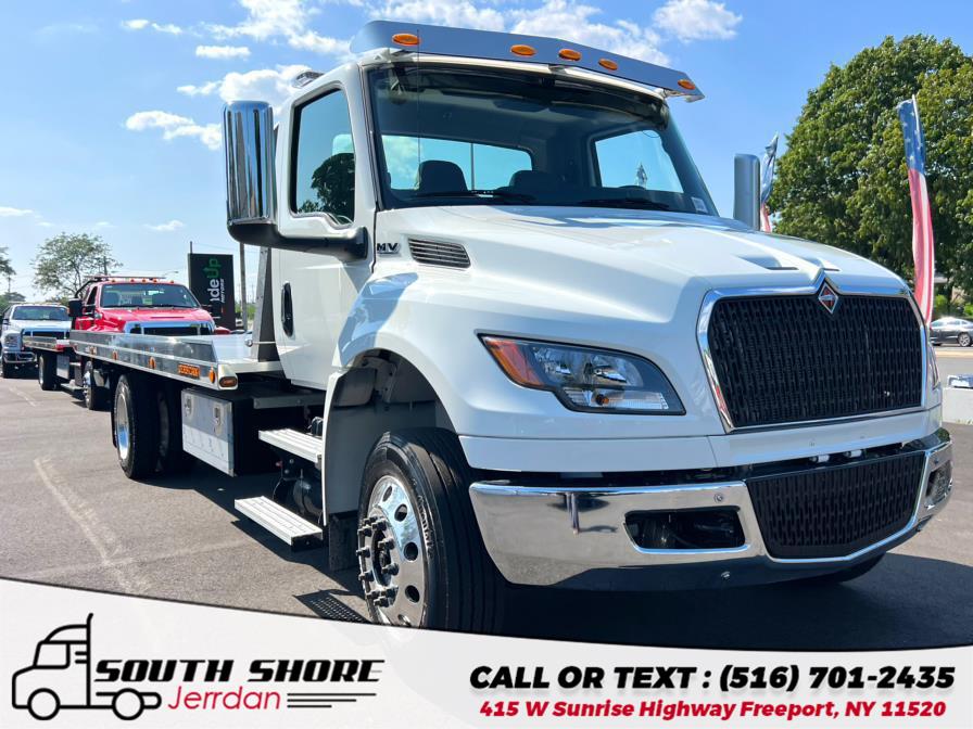 Used 2025 International MV RollBack Carrier in Freeport, New York | South Shore Jerrdan. Freeport, New York