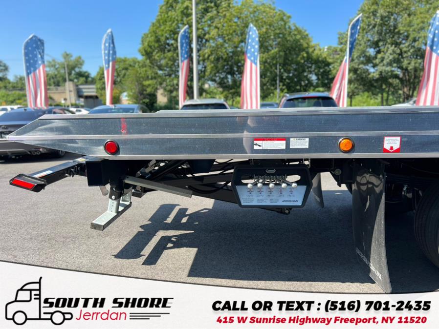 2024 Ford F-650 Super Cab RollBack Carrier Jerr-dan XLP 22' Aluminum Rollback Carrier, available for sale in Freeport, New York | South Shore Jerrdan. Freeport, New York 2024 Ford F-650 Super Cab RollBack Carrier Jerr-dan XLP 22' Aluminum Rollback Carrier, available for sale in Freeport, New York | South Shore Jerrdan. Freeport, New York