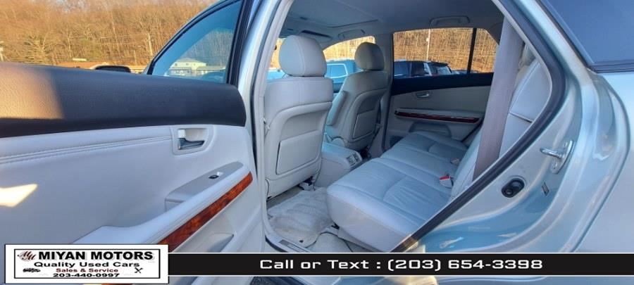 2006 Lexus RX 330 4dr SUV AWD, available for sale in Meriden, Connecticut | Miyan Motors. Meriden, Connecticut 2006 Lexus RX 330 4dr SUV AWD, available for sale in Meriden, Connecticut | Miyan Motors. Meriden, Connecticut