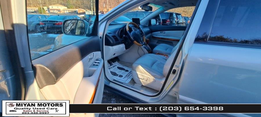 2006 Lexus RX 330 4dr SUV AWD, available for sale in Meriden, Connecticut | Miyan Motors. Meriden, Connecticut 2006 Lexus RX 330 4dr SUV AWD, available for sale in Meriden, Connecticut | Miyan Motors. Meriden, Connecticut