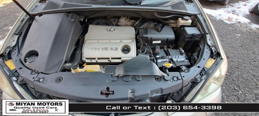 2006 Lexus RX 330 4dr SUV AWD, available for sale in Meriden, Connecticut | Miyan Motors. Meriden, Connecticut 2006 Lexus RX 330 4dr SUV AWD, available for sale in Meriden, Connecticut | Miyan Motors. Meriden, Connecticut