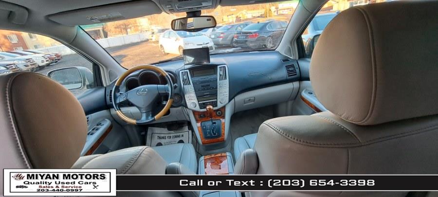 2006 Lexus RX 330 4dr SUV AWD, available for sale in Meriden, Connecticut | Miyan Motors. Meriden, Connecticut 2006 Lexus RX 330 4dr SUV AWD, available for sale in Meriden, Connecticut | Miyan Motors. Meriden, Connecticut