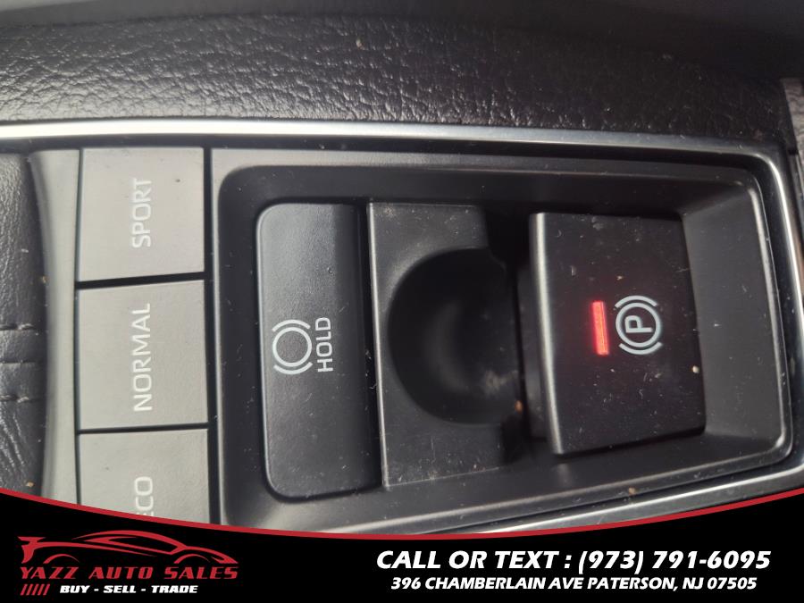 2019 Toyota Avalon XSE (Natl), available for sale in Paterson, New Jersey | Yazz Auto Sales. Paterson, New Jersey 2019 Toyota Avalon XSE (Natl), available for sale in Paterson, New Jersey | Yazz Auto Sales. Paterson, New Jersey