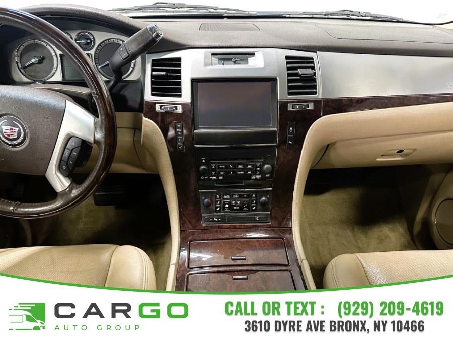 2013 Cadillac Escalade AWD 4dr Premium, available for sale in Bronx, New York | Cargo Auto Group LLC. Bronx, New York 2013 Cadillac Escalade AWD 4dr Premium, available for sale in Bronx, New York | Cargo Auto Group LLC. Bronx, New York