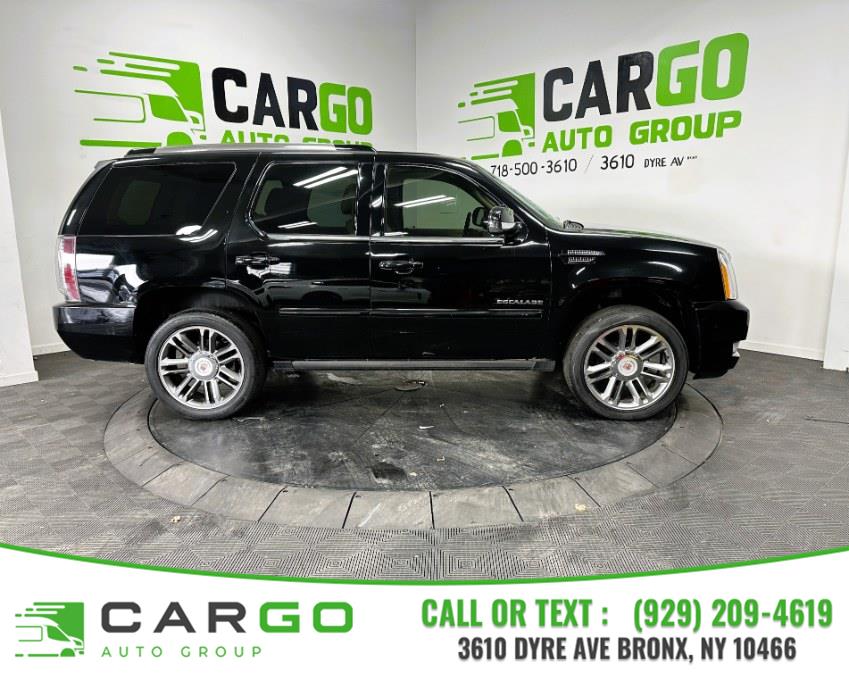 2013 Cadillac Escalade AWD 4dr Premium, available for sale in Bronx, New York | Cargo Auto Group LLC. Bronx, New York 2013 Cadillac Escalade AWD 4dr Premium, available for sale in Bronx, New York | Cargo Auto Group LLC. Bronx, New York