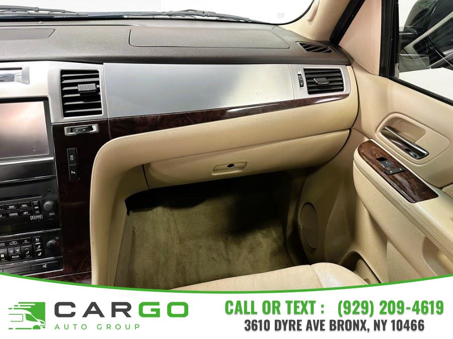 2013 Cadillac Escalade AWD 4dr Premium, available for sale in Bronx, New York | Cargo Auto Group LLC. Bronx, New York 2013 Cadillac Escalade AWD 4dr Premium, available for sale in Bronx, New York | Cargo Auto Group LLC. Bronx, New York