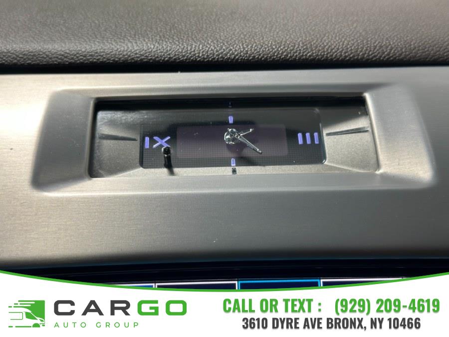 2013 Cadillac Escalade AWD 4dr Premium, available for sale in Bronx, New York | Cargo Auto Group LLC. Bronx, New York 2013 Cadillac Escalade AWD 4dr Premium, available for sale in Bronx, New York | Cargo Auto Group LLC. Bronx, New York