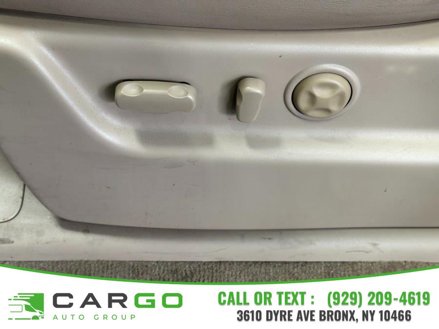 2013 Cadillac Escalade AWD 4dr Premium, available for sale in Bronx, New York | Cargo Auto Group LLC. Bronx, New York 2013 Cadillac Escalade AWD 4dr Premium, available for sale in Bronx, New York | Cargo Auto Group LLC. Bronx, New York