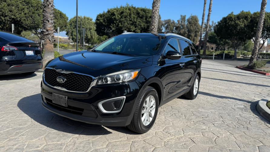 2016 Kia Sorento FWD 4dr 2.4L Lx, available for sale in Tustin, California | Carox LLC. Tustin, California 2016 Kia Sorento FWD 4dr 2.4L Lx, available for sale in Tustin, California | Carox LLC. Tustin, California
