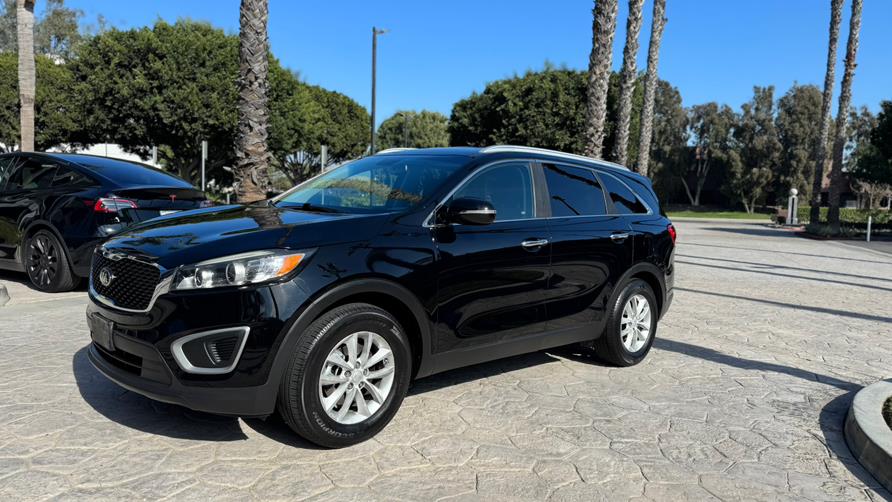 2016 Kia Sorento FWD 4dr 2.4L Lx, available for sale in Tustin, California | Carox LLC. Tustin, California 2016 Kia Sorento FWD 4dr 2.4L Lx, available for sale in Tustin, California | Carox LLC. Tustin, California