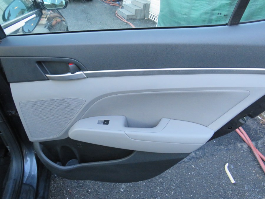 2020 Hyundai Elantra Value Edition IVT SULEV, available for sale in Middle Village, New York | Road Masters II INC. Middle Village, New York 2020 Hyundai Elantra Value Edition IVT SULEV, available for sale in Middle Village, New York | Road Masters II INC. Middle Village, New York