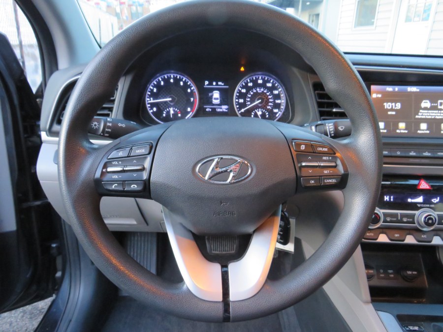 2020 Hyundai Elantra Value Edition IVT SULEV, available for sale in Middle Village, New York | Road Masters II INC. Middle Village, New York 2020 Hyundai Elantra Value Edition IVT SULEV, available for sale in Middle Village, New York | Road Masters II INC. Middle Village, New York