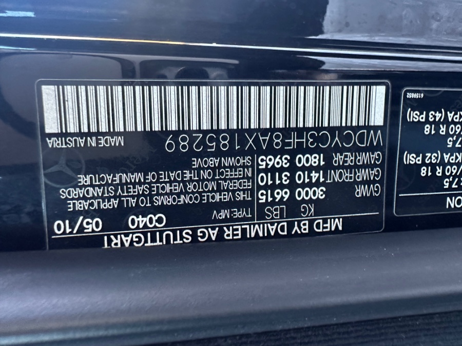 2010 Mercedes-Benz G-550 4MATIC 4dr G 550, available for sale in White Plains, New York | Island auto wholesale. White Plains, New York 2010 Mercedes-Benz G-550 4MATIC 4dr G 550, available for sale in White Plains, New York | Island auto wholesale. White Plains, New York