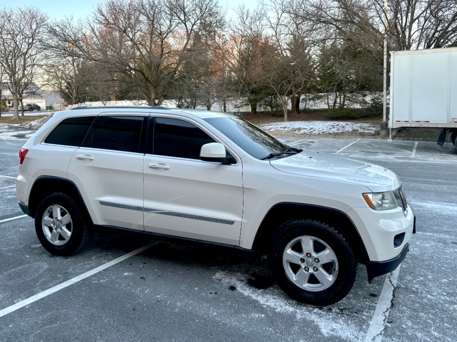 2012 Jeep Grand Cherokee 4WD 4dr Laredo Sport, available for sale in White Plains, New York | Island auto wholesale. White Plains, New York 2012 Jeep Grand Cherokee 4WD 4dr Laredo Sport, available for sale in White Plains, New York | Island auto wholesale. White Plains, New York