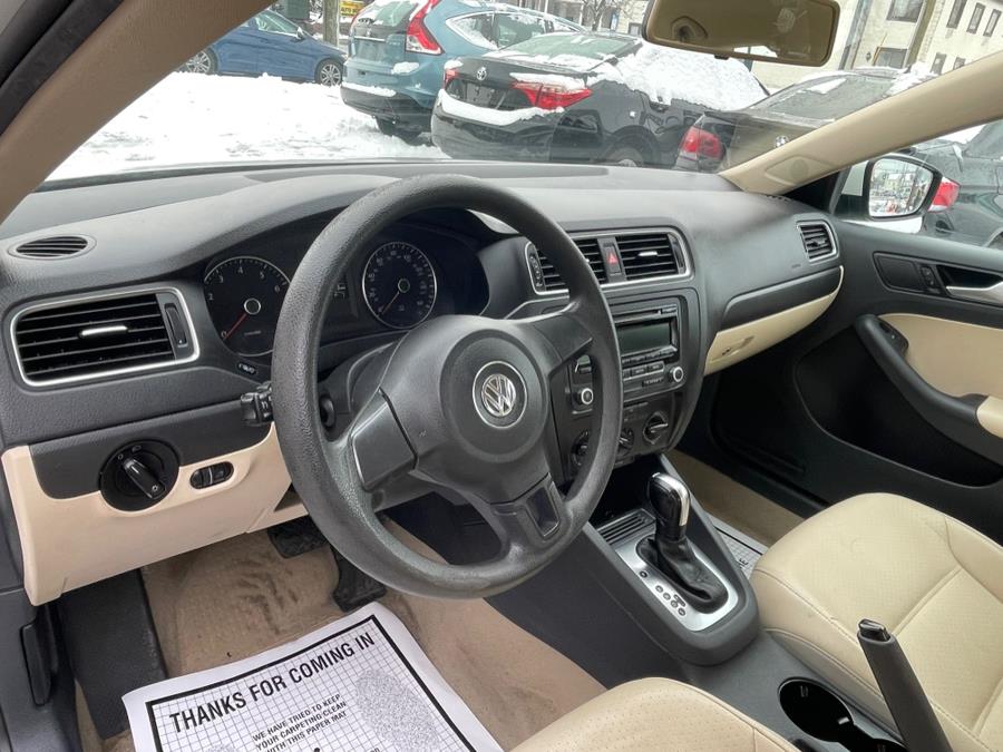 2014 Volkswagen Jetta Sedan 4dr Auto SE w/Connectivity PZEV, available for sale in Danbury, Connecticut | Safe Used Auto Sales LLC. Danbury, Connecticut 2014 Volkswagen Jetta Sedan 4dr Auto SE w/Connectivity PZEV, available for sale in Danbury, Connecticut | Safe Used Auto Sales LLC. Danbury, Connecticut