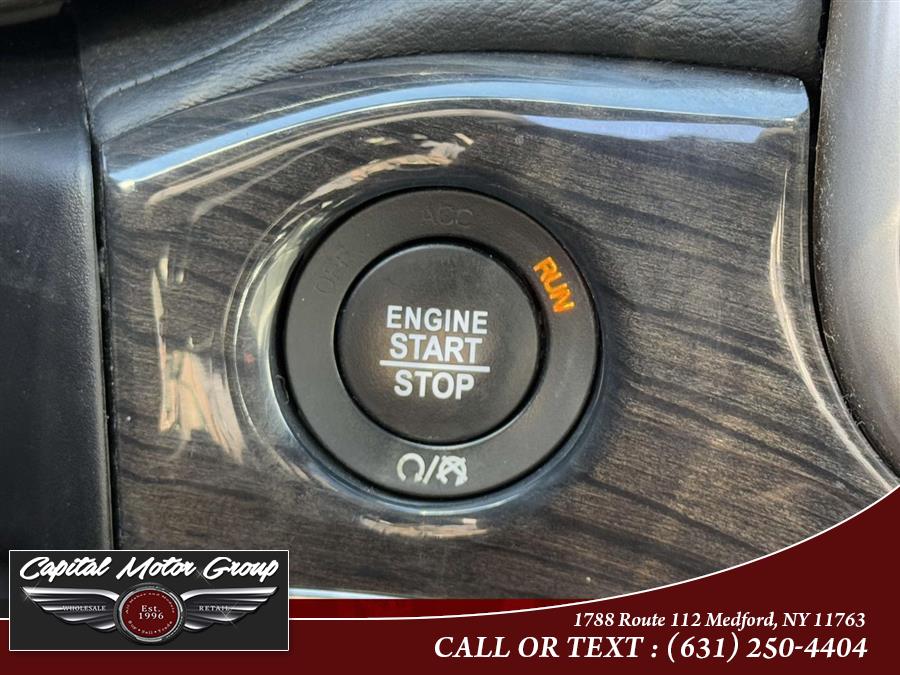 2017 Jeep Grand Cherokee Overland 4x4, available for sale in Medford, New York | Capital Motor Group Inc. Medford, New York 2017 Jeep Grand Cherokee Overland 4x4, available for sale in Medford, New York | Capital Motor Group Inc. Medford, New York