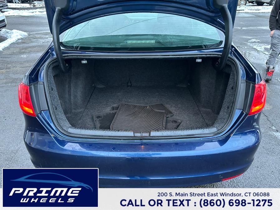 2014 Volkswagen Jetta Sedan 4dr Auto S, available for sale in East Windsor, Connecticut | Prime Wheels. East Windsor, Connecticut 2014 Volkswagen Jetta Sedan 4dr Auto S, available for sale in East Windsor, Connecticut | Prime Wheels. East Windsor, Connecticut