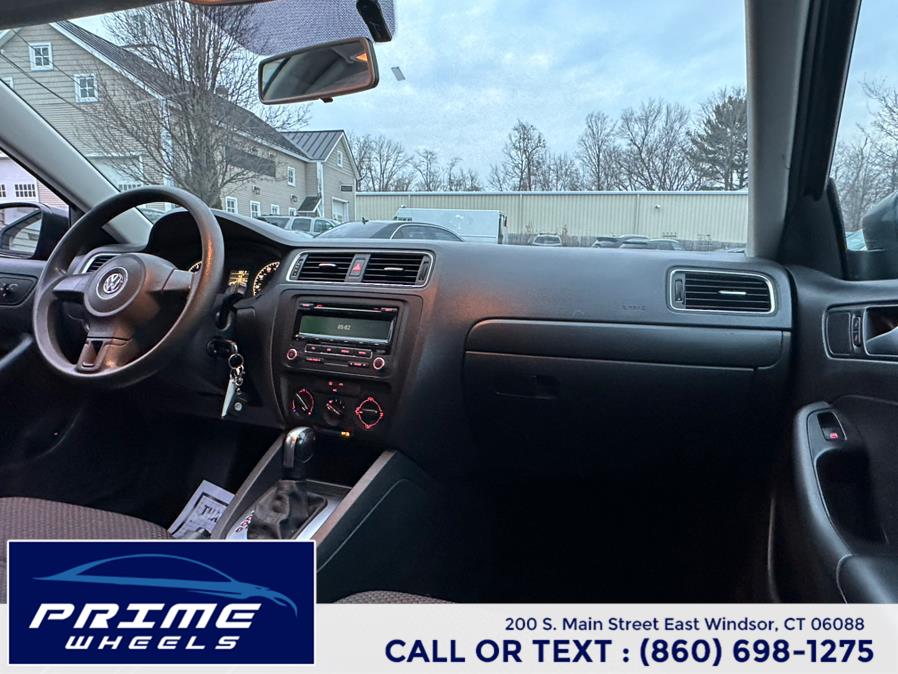 2014 Volkswagen Jetta Sedan 4dr Auto S, available for sale in East Windsor, Connecticut | Prime Wheels. East Windsor, Connecticut 2014 Volkswagen Jetta Sedan 4dr Auto S, available for sale in East Windsor, Connecticut | Prime Wheels. East Windsor, Connecticut